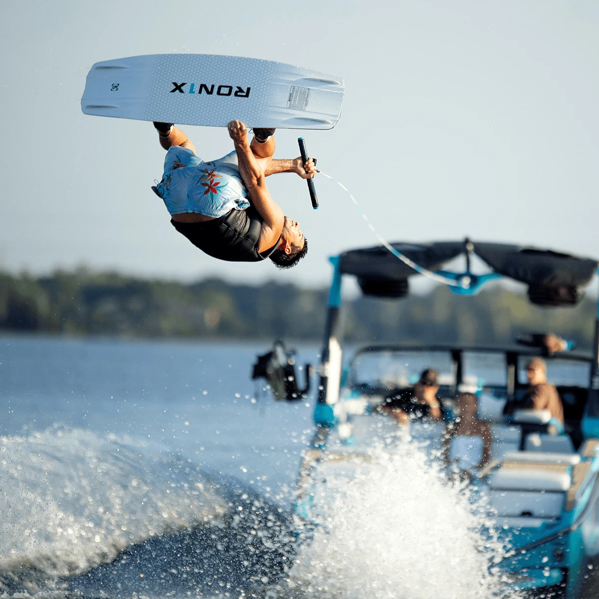 Ronix One Timebomb Wakeboard 2023 - Image 4