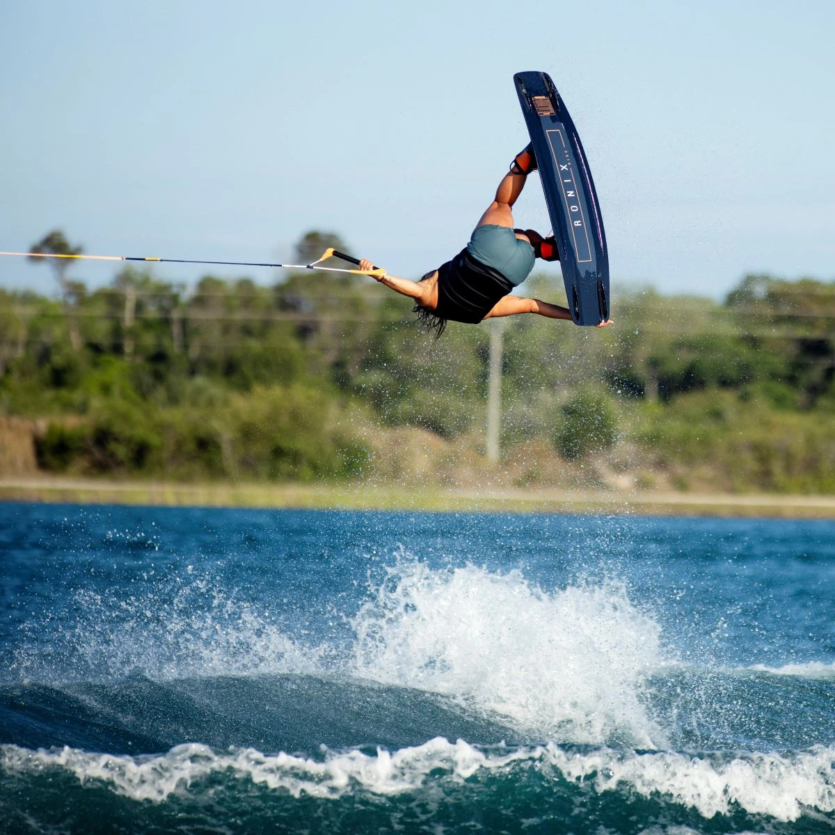 Ronix Rise Wakeboard 2022 - Image 2
